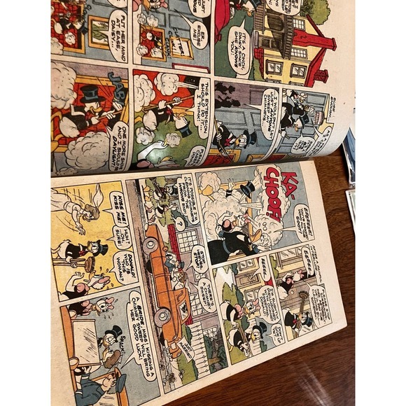 Walt Disney Comics VTG Donald Chip Dale Scrooge Huey Lot of 5 - Picture 8 of 15
